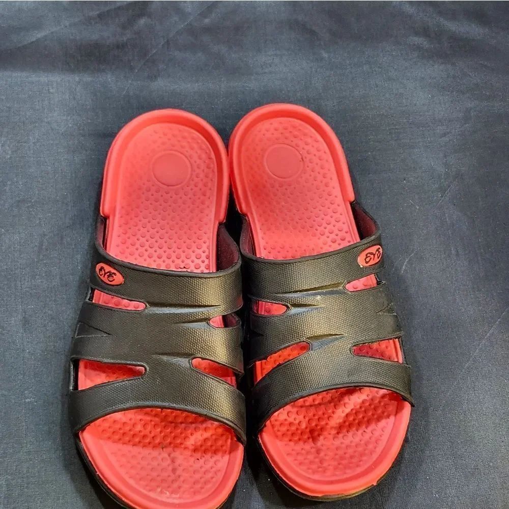 EVE WOMEN SPLPPER SUMMER  MULTI-STRAPS FLAT SANDAL